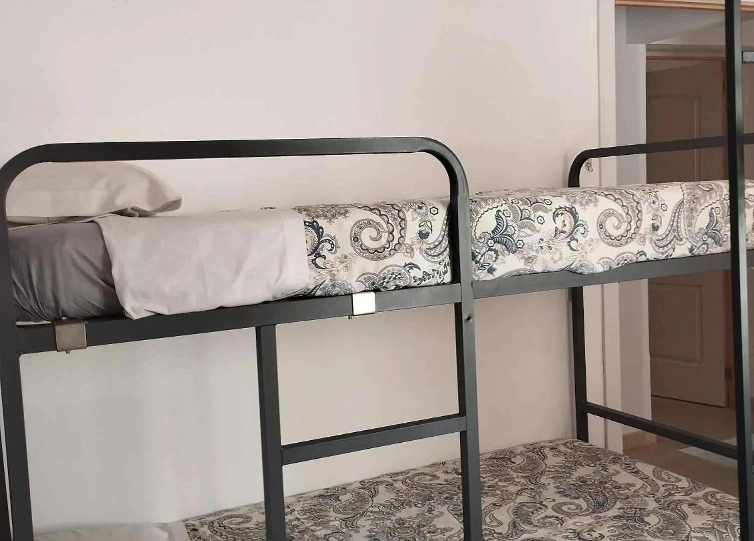 Homestay Casa Lagunillas Ensuite Malaga