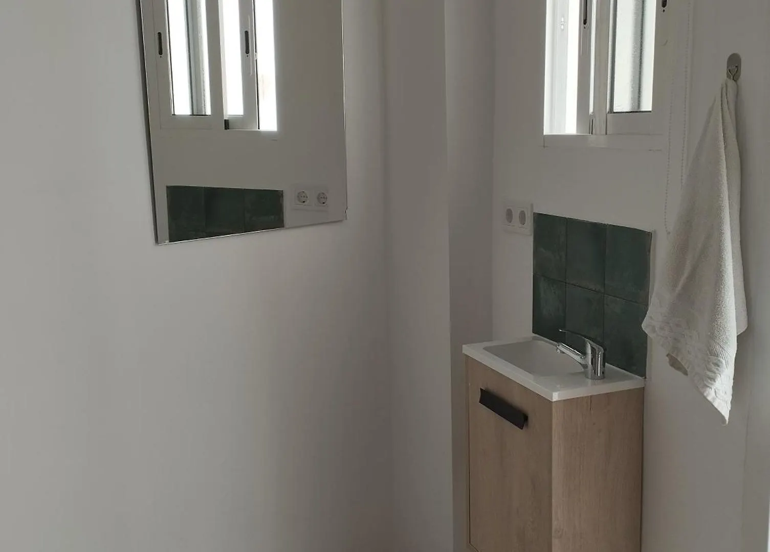 Casa Lagunillas Ensuite Malaga Homestay