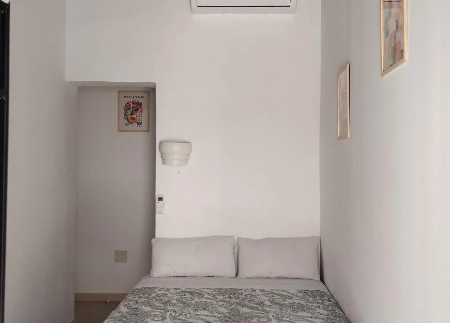 Casa Lagunillas Ensuite Malaga 0*,  Spain