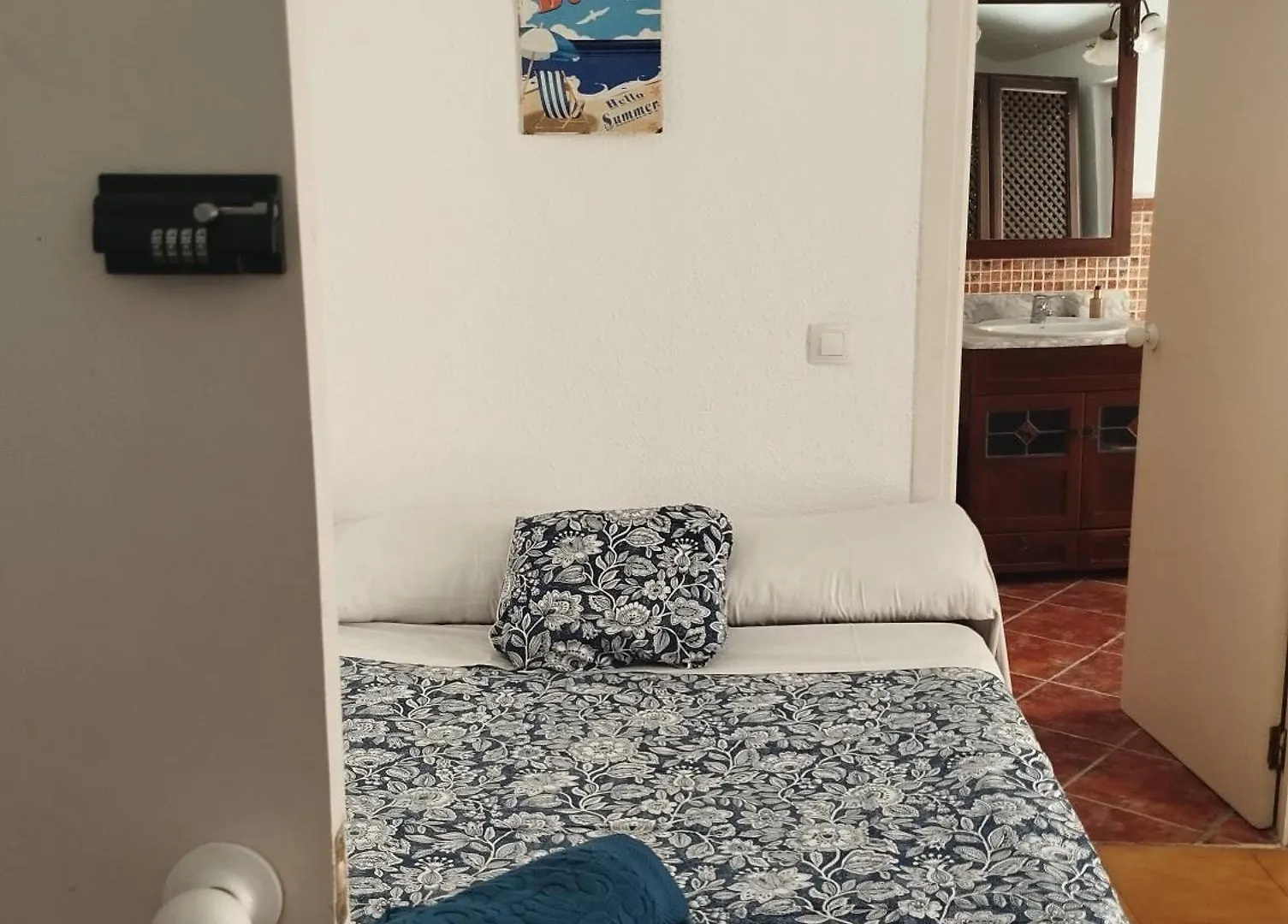 Casa Lagunillas Ensuite Malaga Homestay