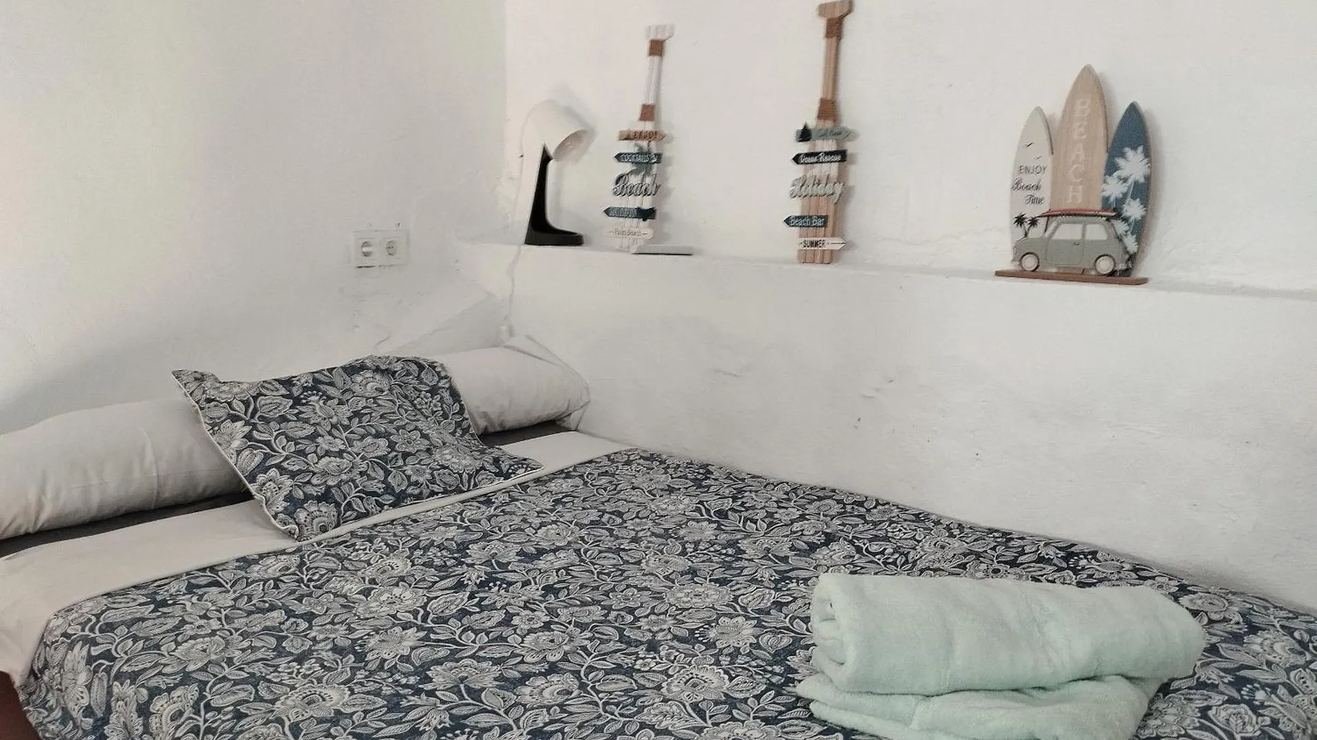 Homestay Casa Lagunillas Ensuite Malaga